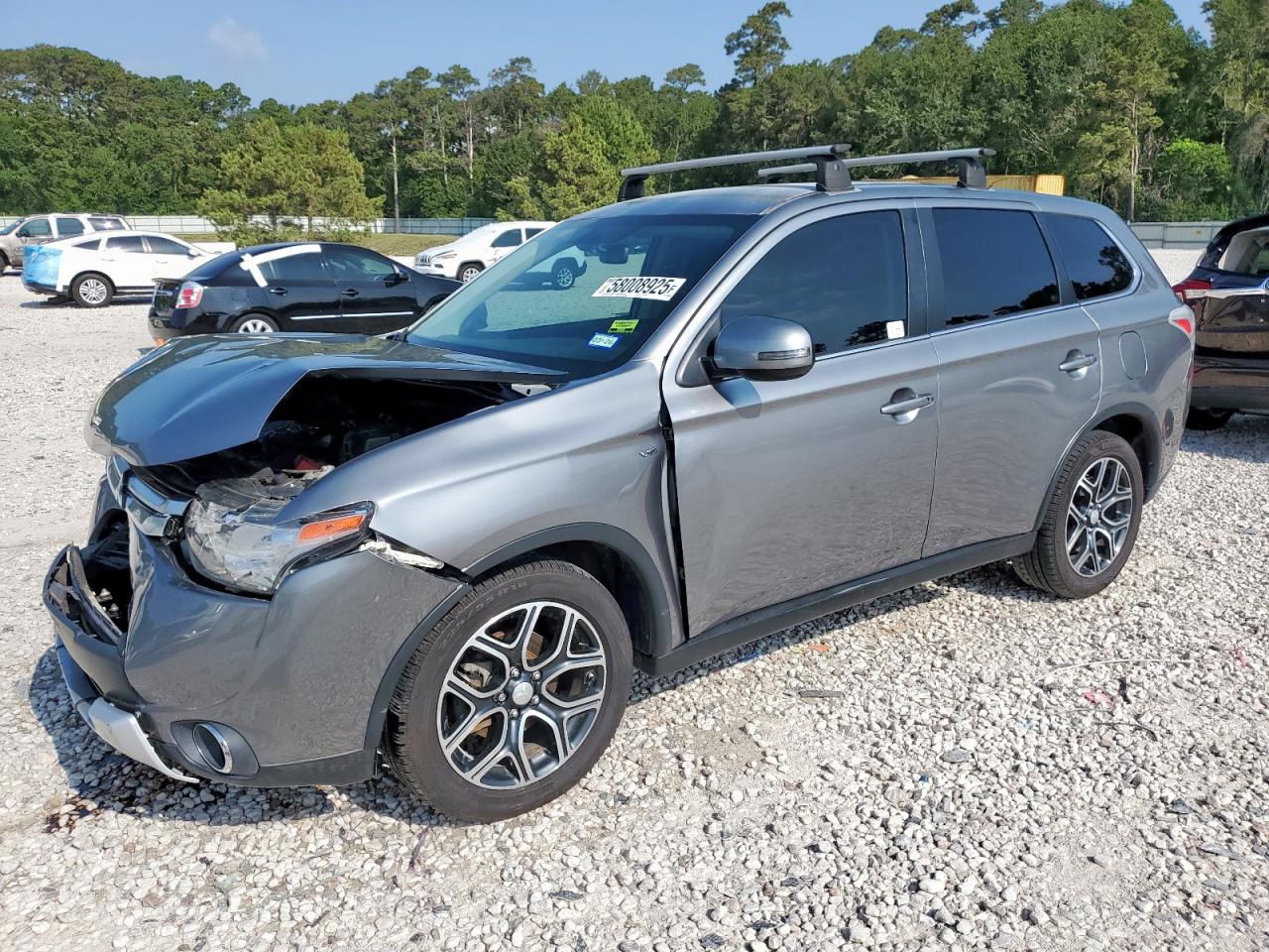 MITSUBISHI OUTLANDER 2015