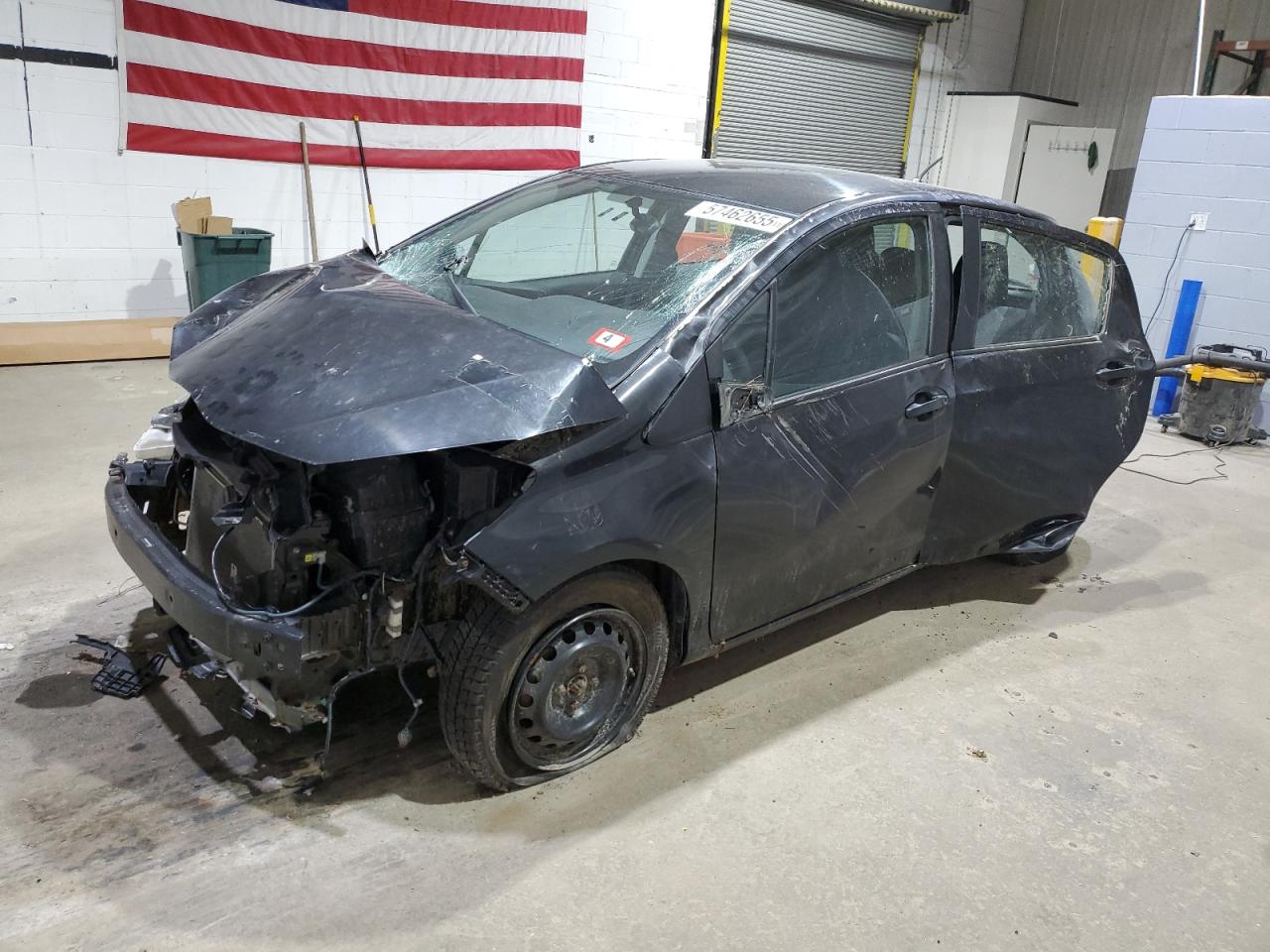TOYOTA YARIS 2015