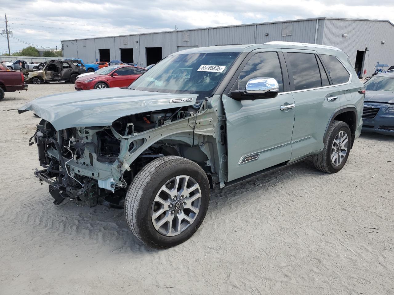 TOYOTA SEQUOIA SR 2025
