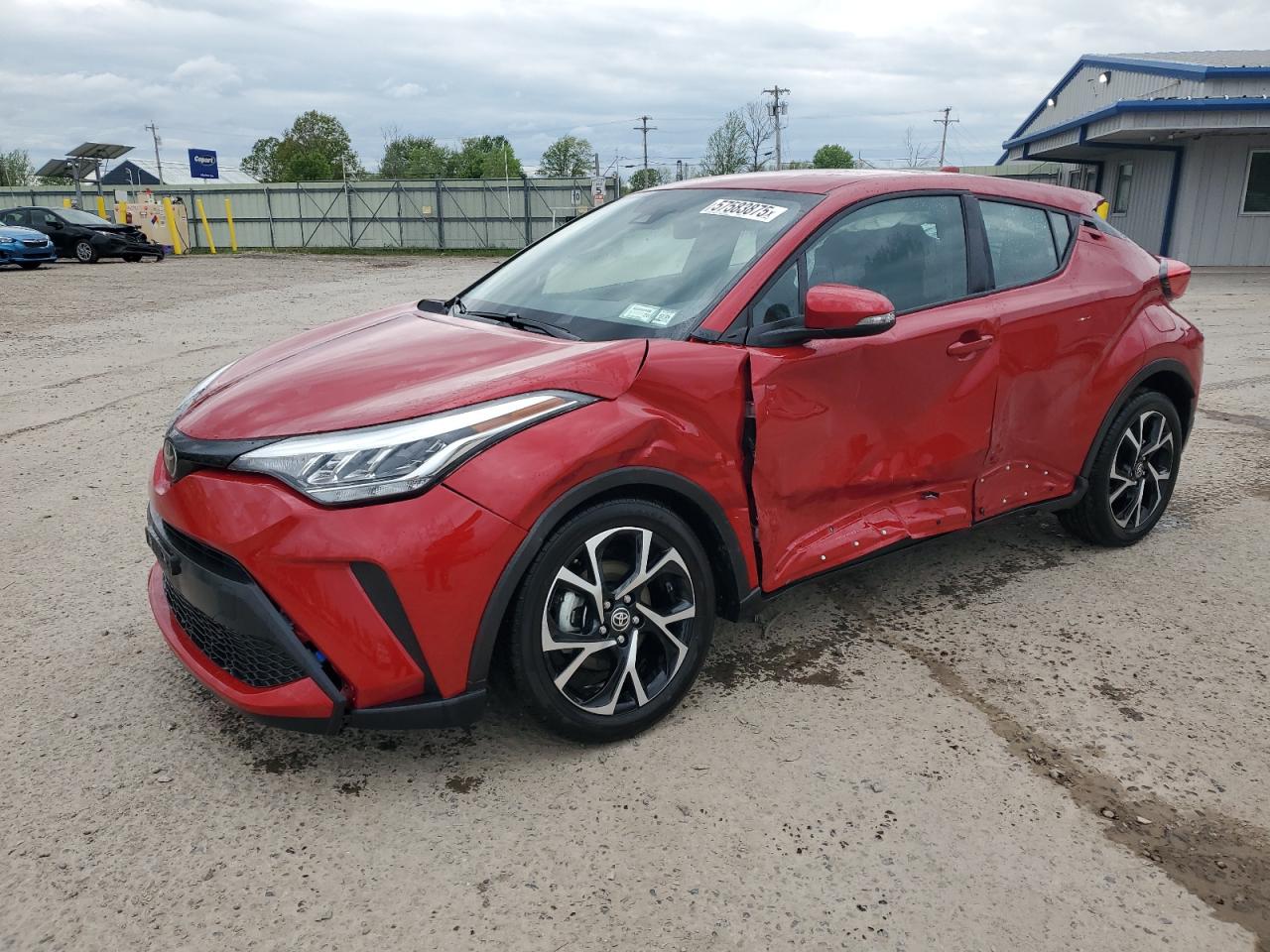 TOYOTA C-HR XLE 2022