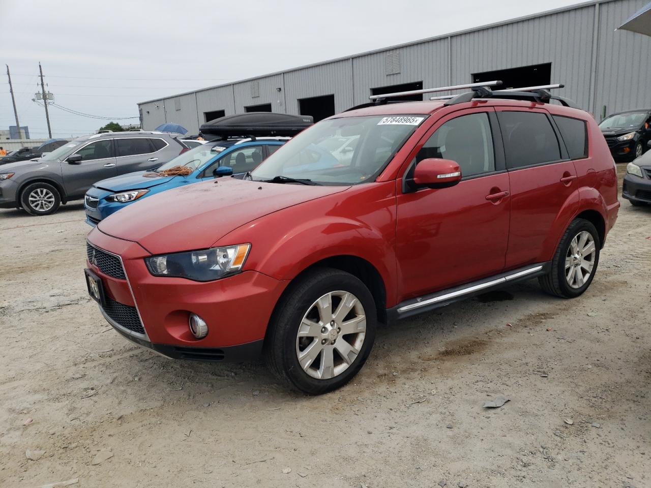 MITSUBISHI OUTLANDER 2013