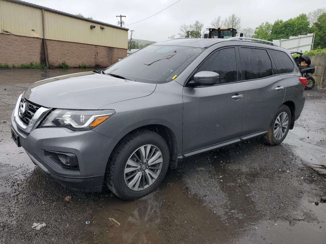 NISSAN PATHFINDER 2020