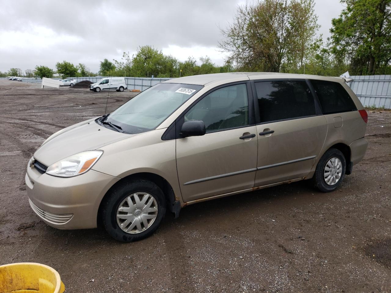 TOYOTA SIENNA CE 2004