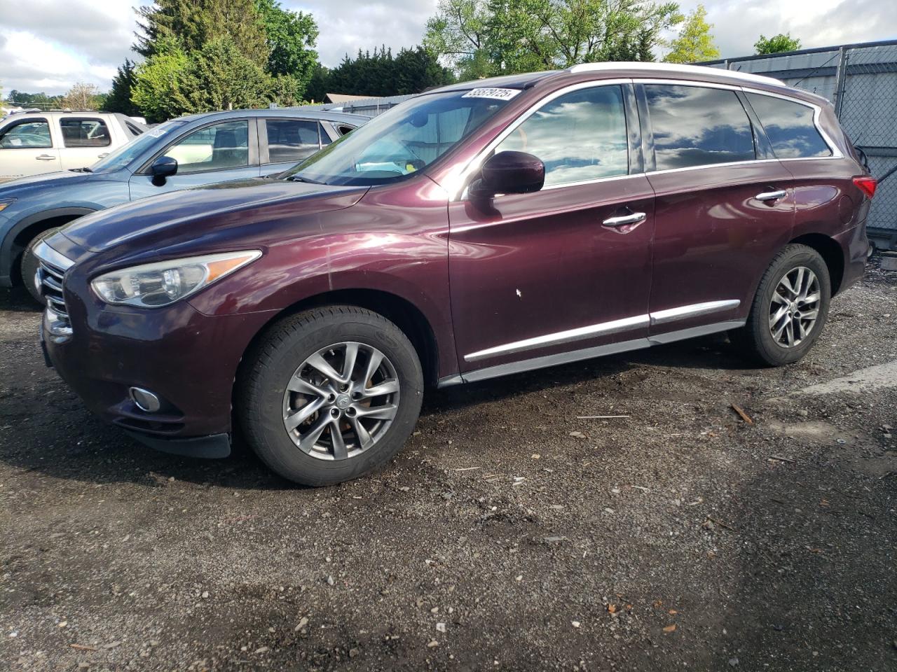 INFINITI JX35 2013