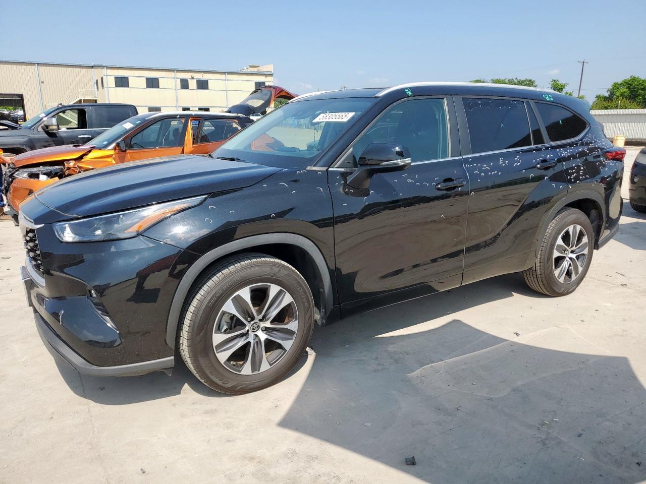 TOYOTA HIGHLANDER 2023