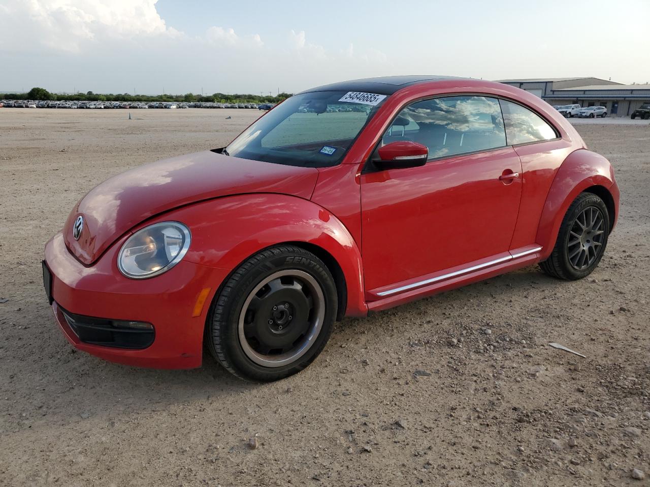 VOLKSWAGEN BEETLE 2013