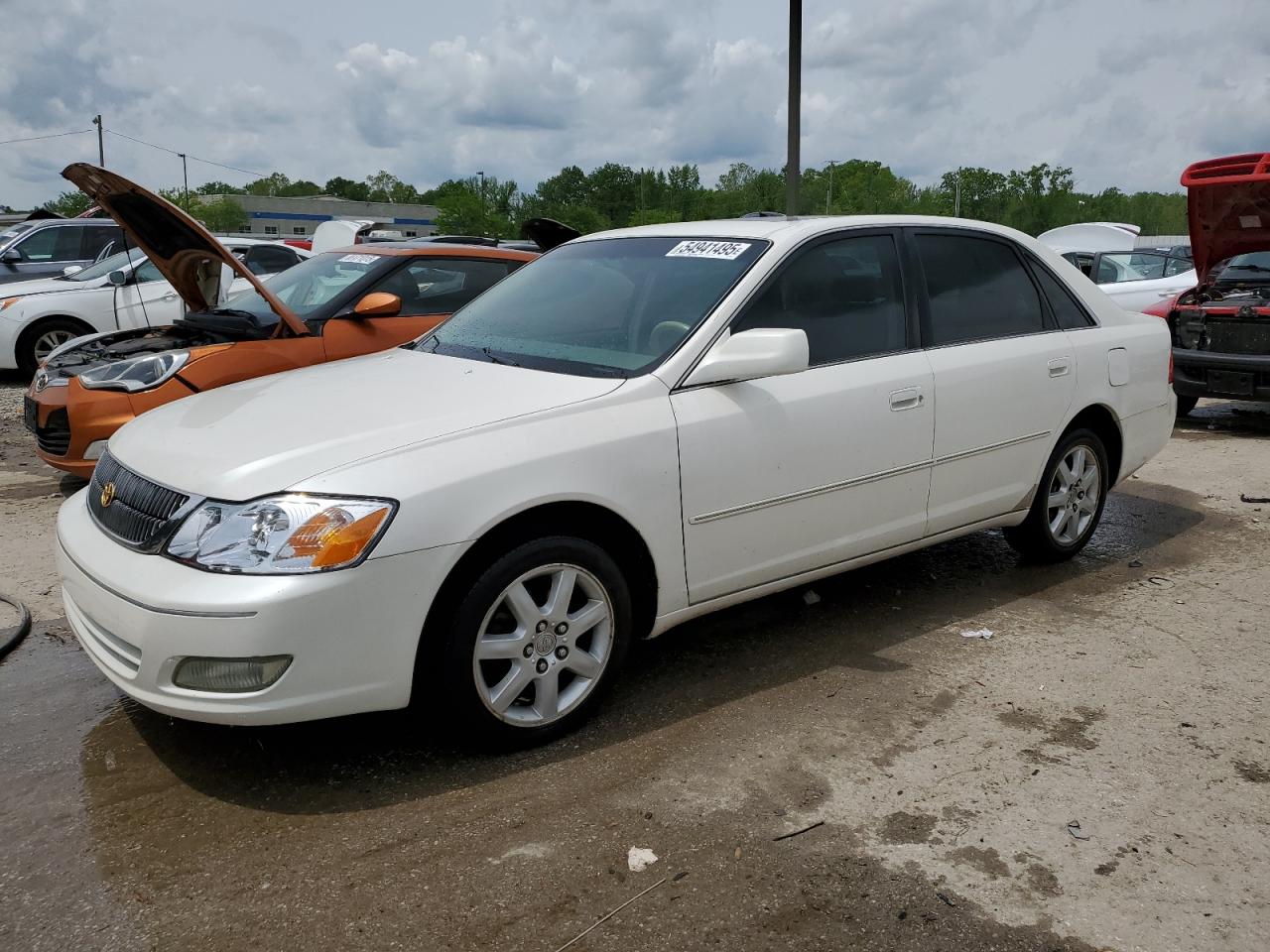 TOYOTA AVALON XL 2001