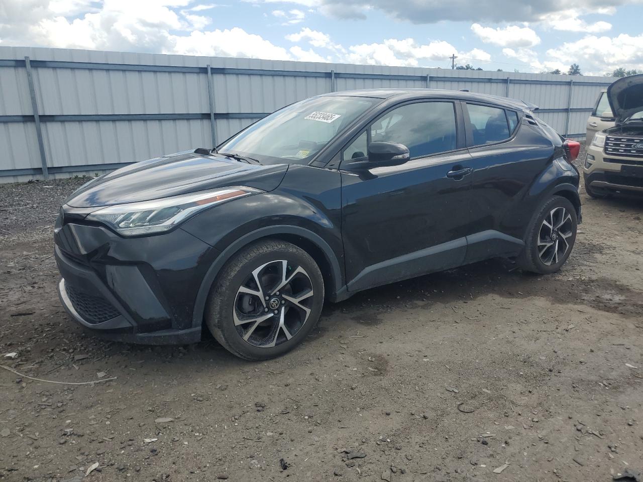TOYOTA C-HR XLE 2022