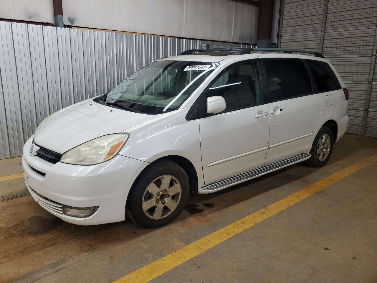 TOYOTA SIENNA XLE 2004