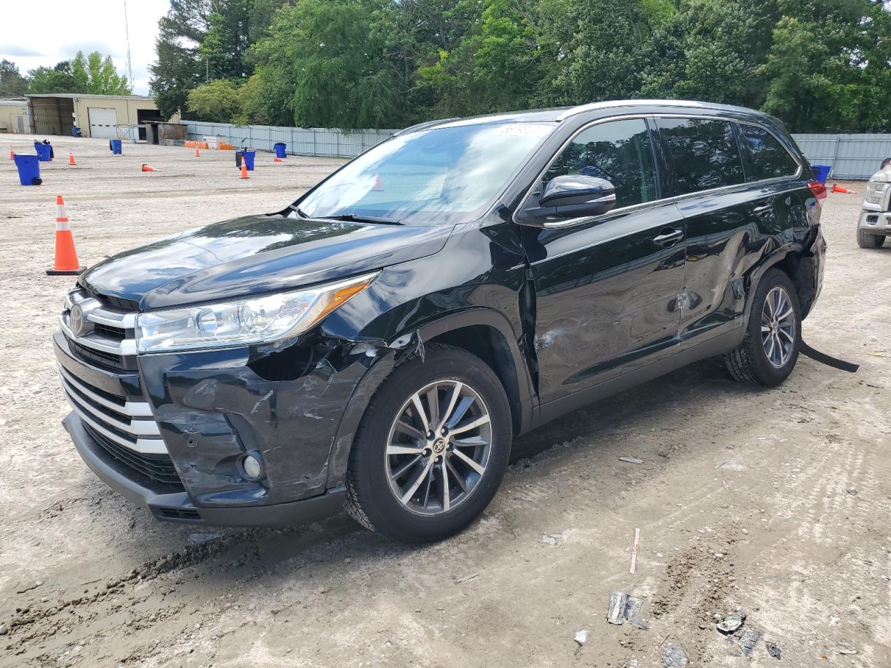 TOYOTA HIGHLANDER 2019
