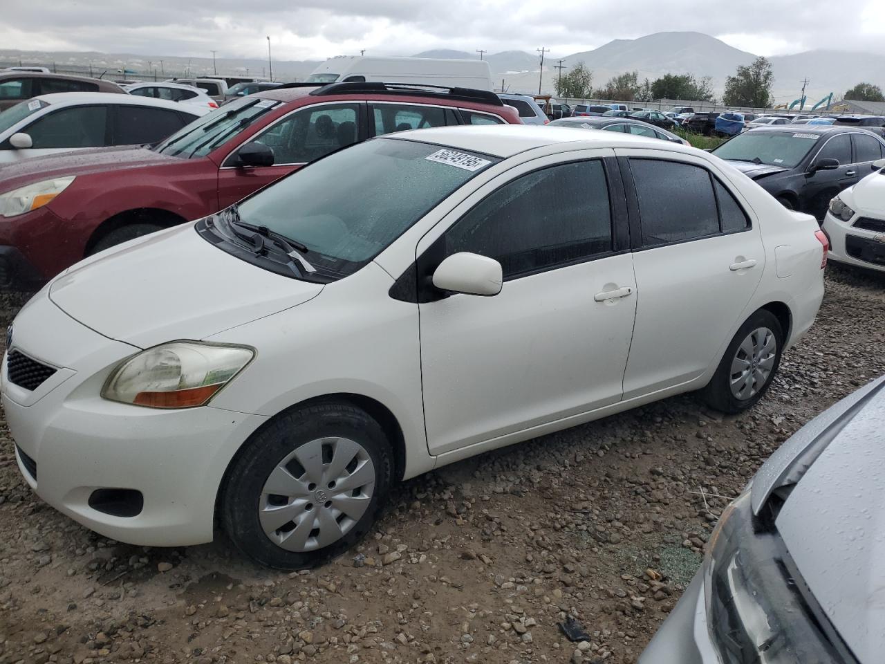 TOYOTA YARIS 2009