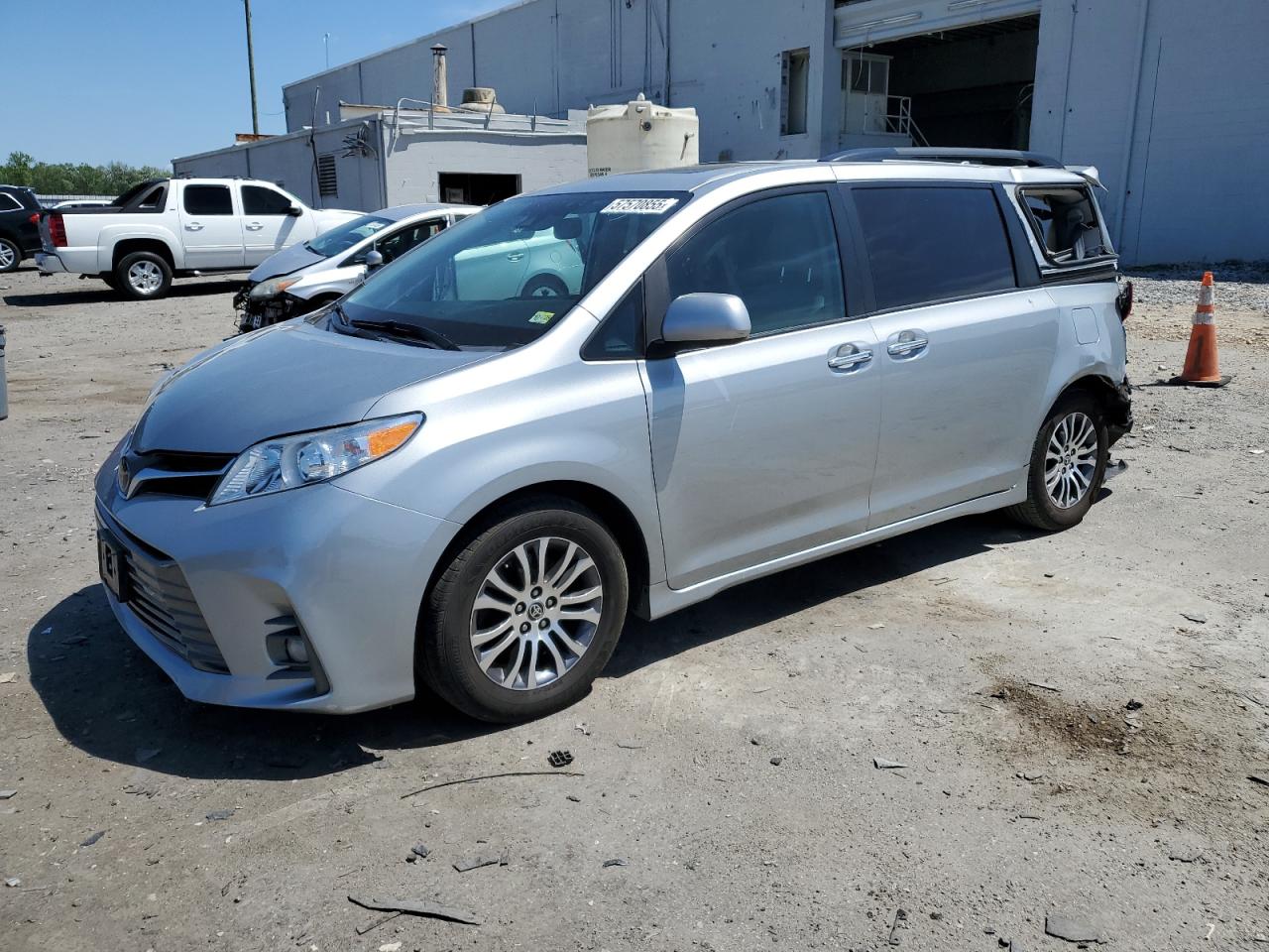 TOYOTA SIENNA 2020