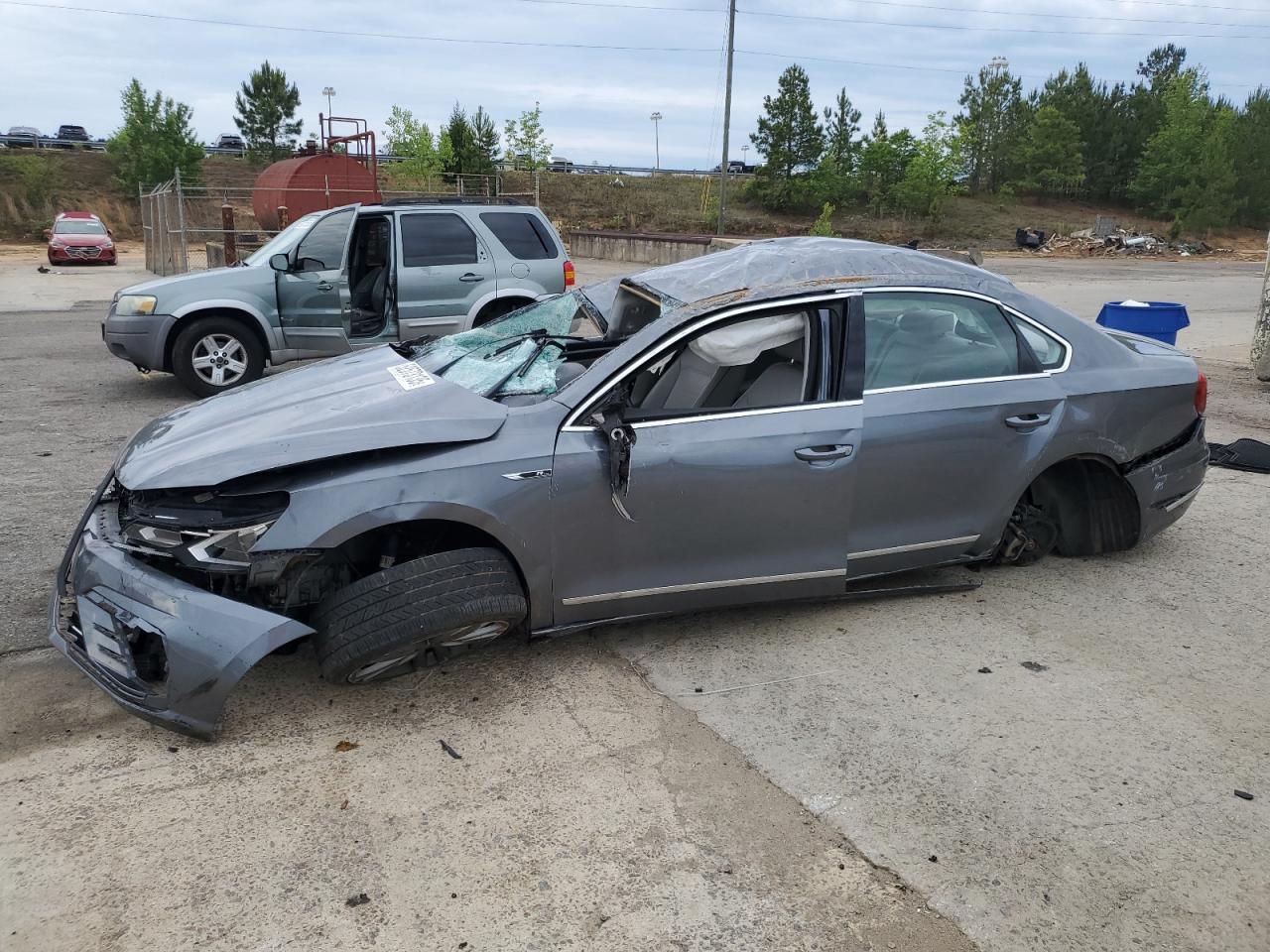 VOLKSWAGEN PASSAT 2017