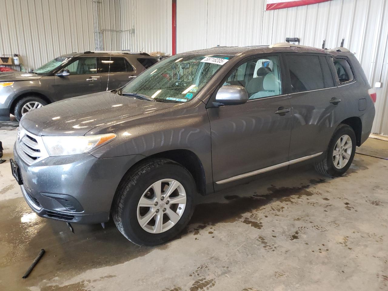 TOYOTA HIGHLANDER 2011