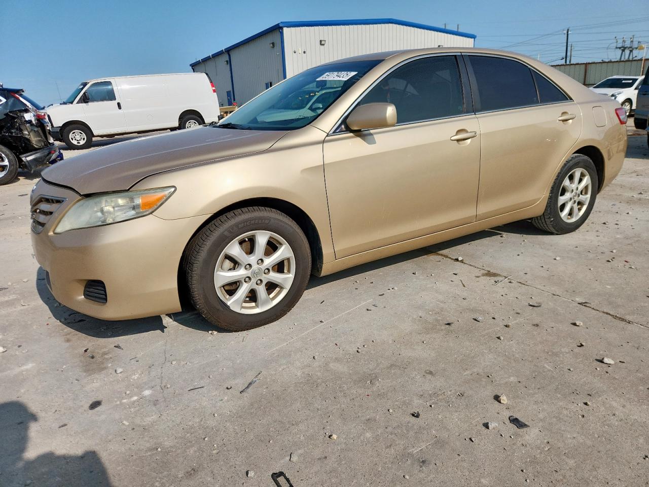 TOYOTA CAMRY BASE 2011