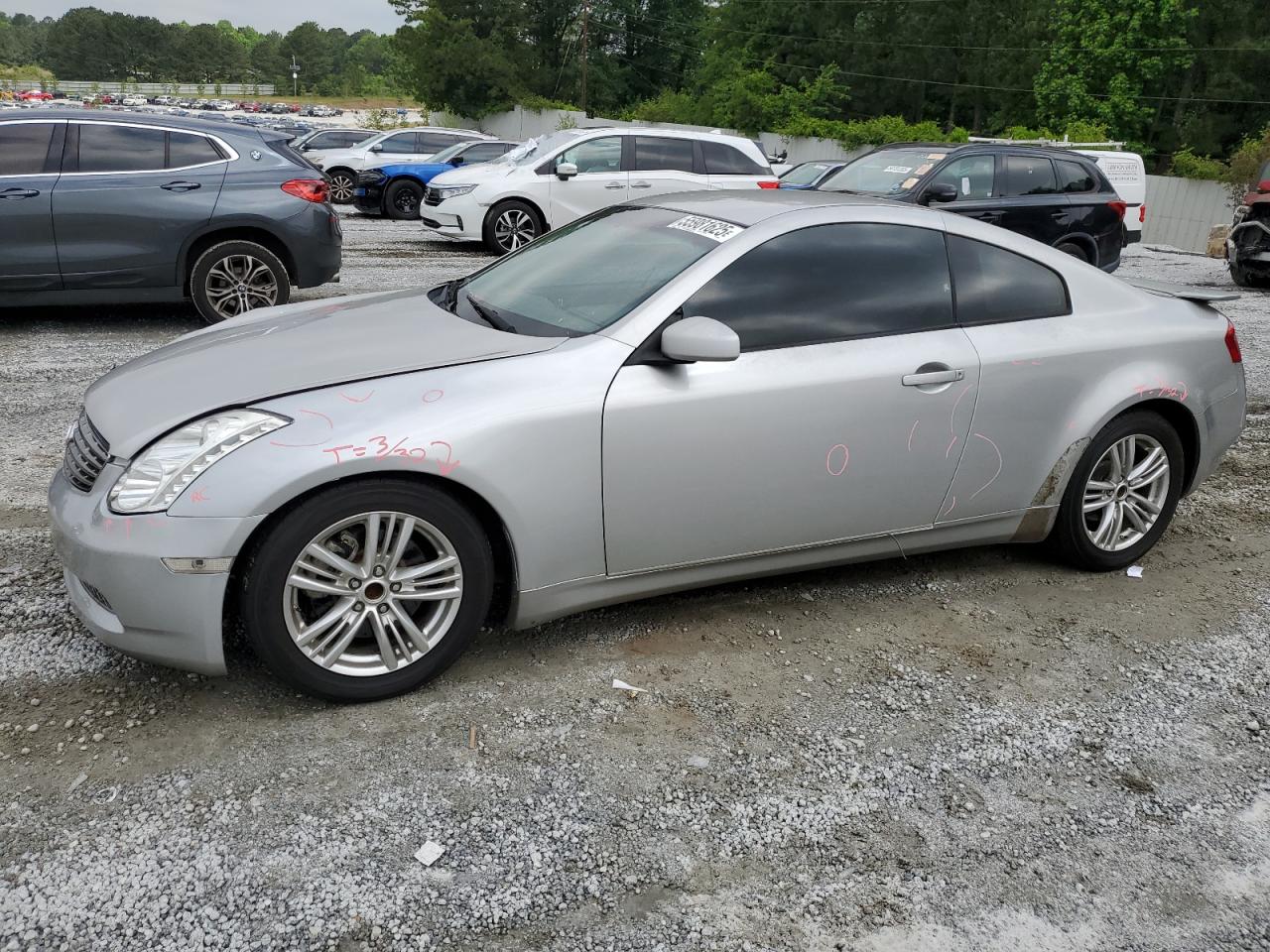 INFINITI G35 2005