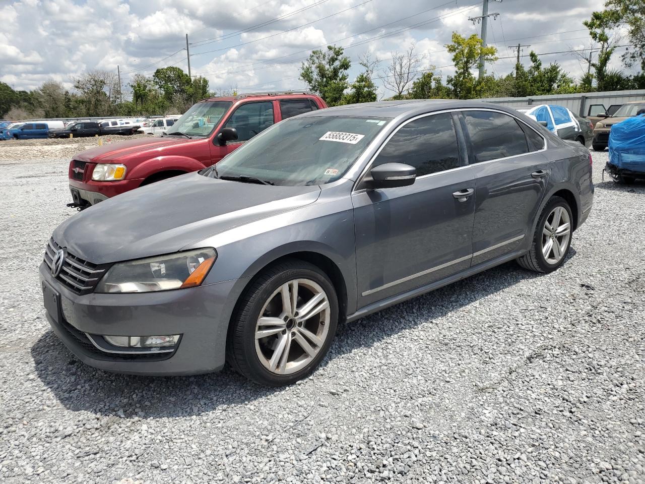 VOLKSWAGEN PASSAT SE 2013
