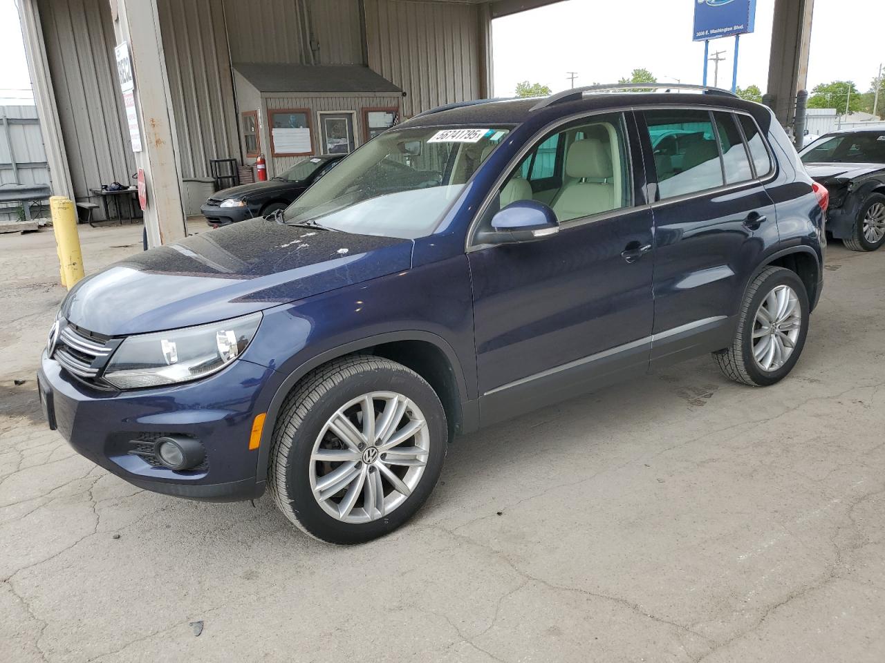 VOLKSWAGEN TIGUAN S 2014