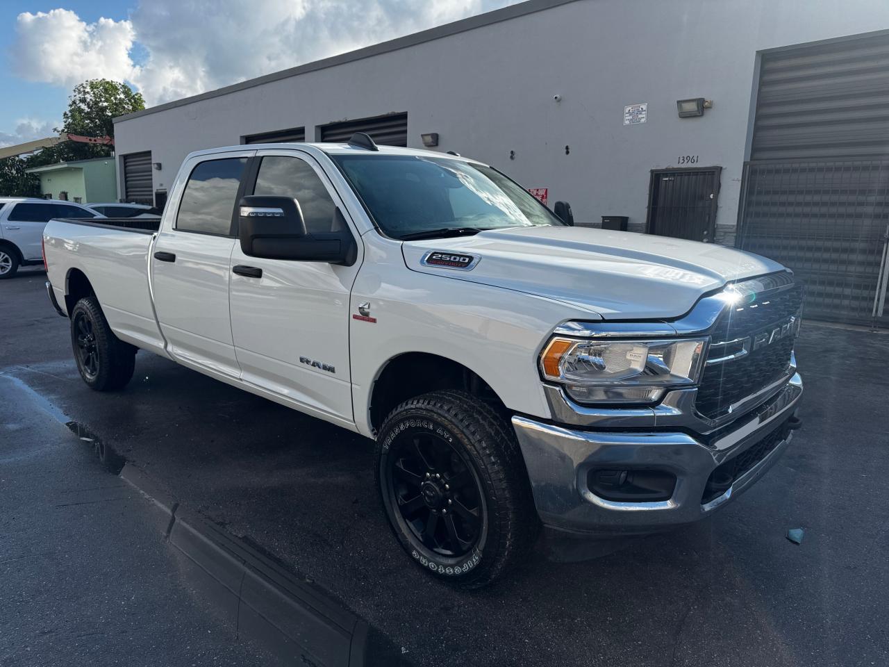 RAM 2500 BIG H 2024