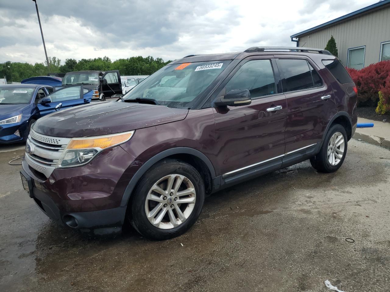 FORD EXPLORER 2011
