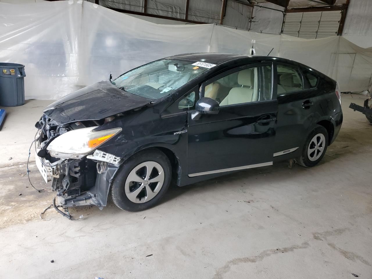 TOYOTA PRIUS 2014