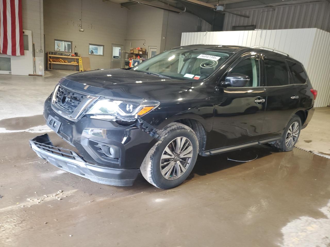 NISSAN PATHFINDER 2018