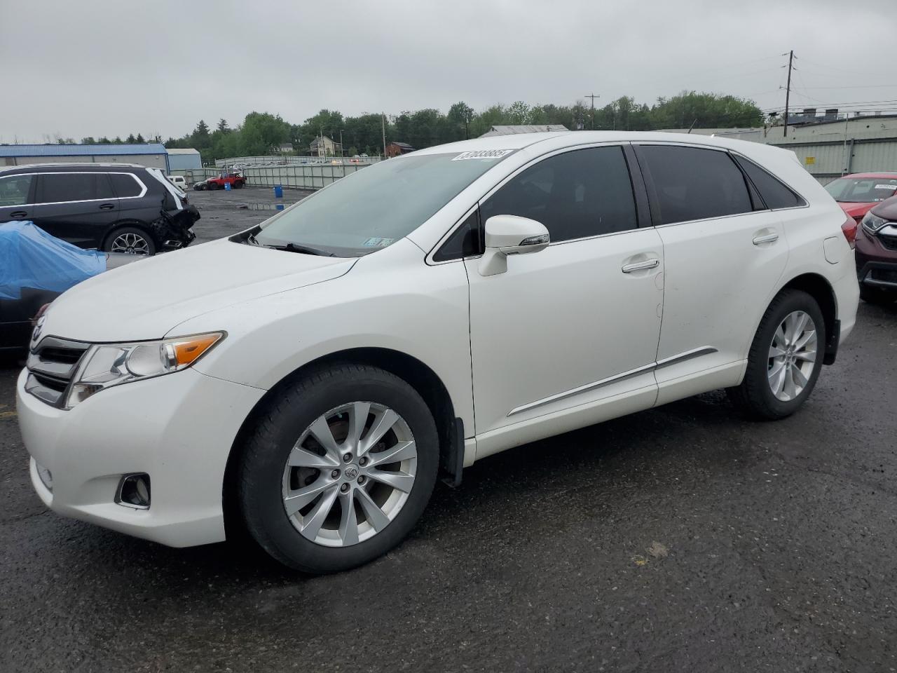TOYOTA VENZA LE 2014