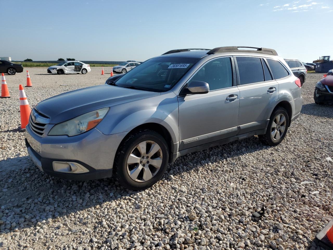 SUBARU OUTBACK 2. 2010