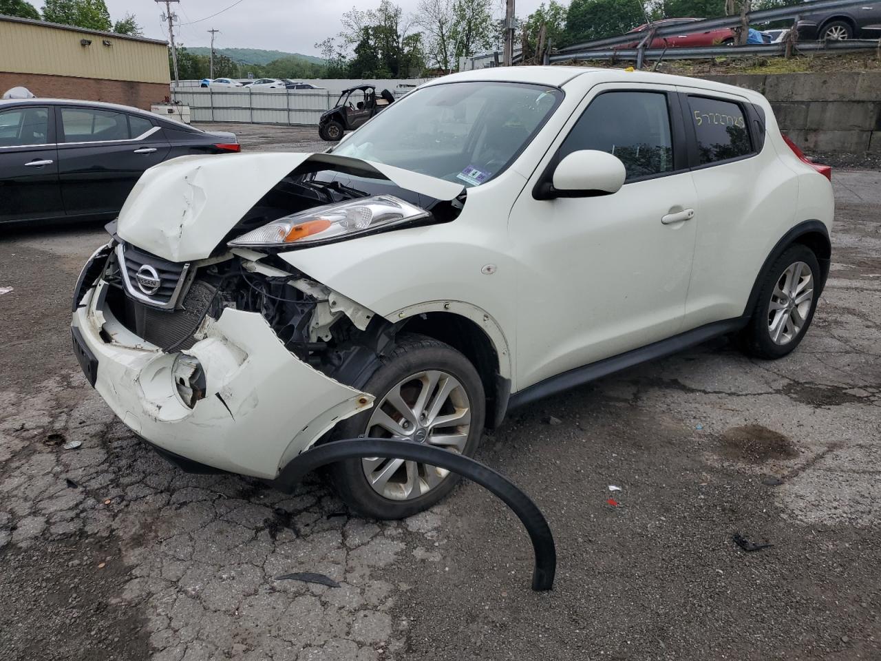 NISSAN JUKE S 2012