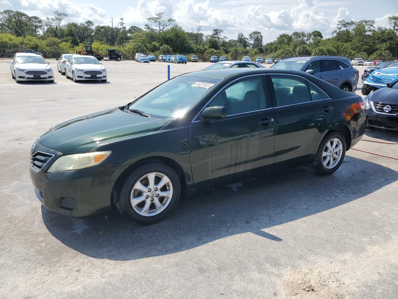 TOYOTA CAMRY BASE 2011