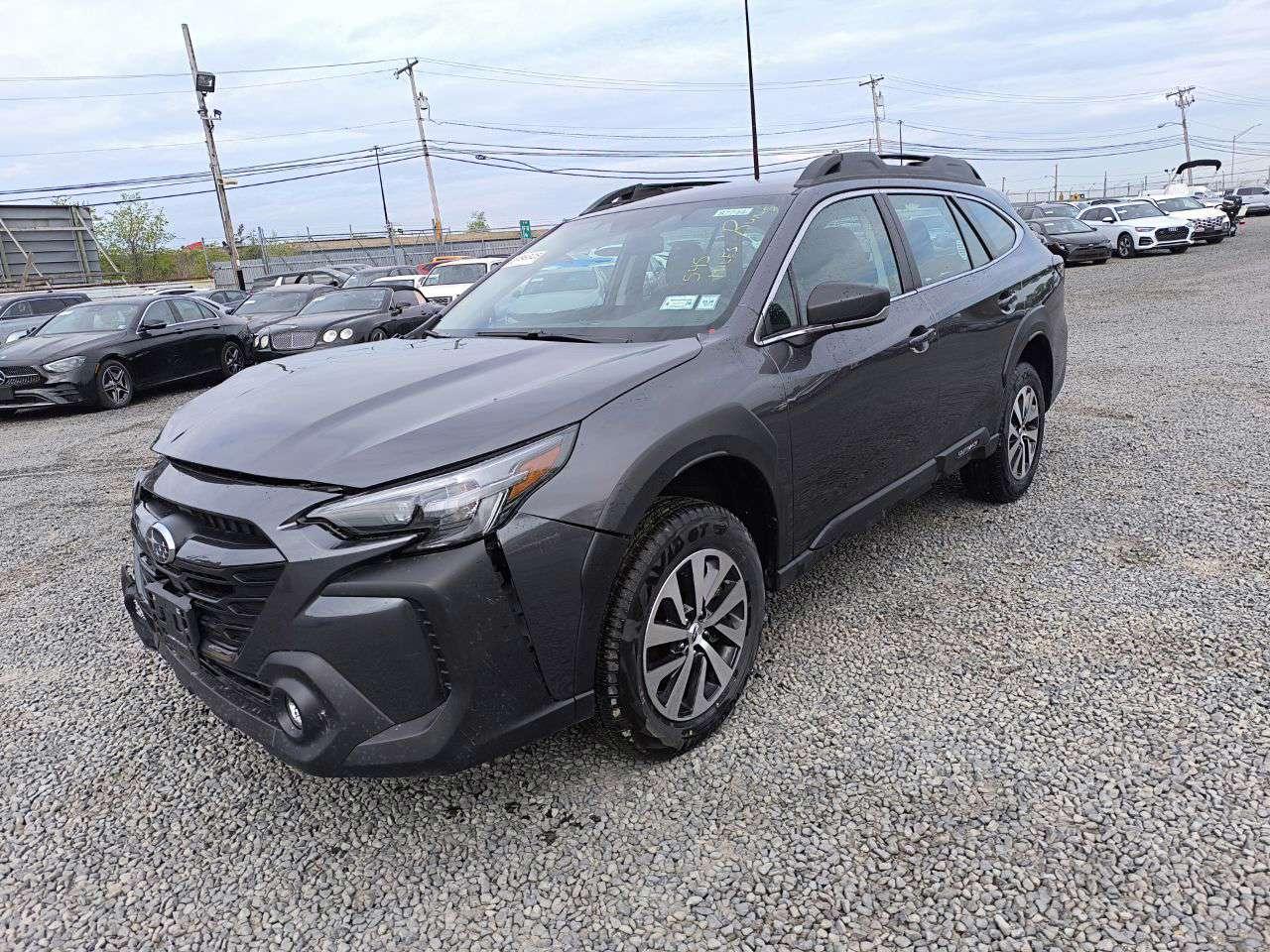 SUBARU OUTBACK 2025