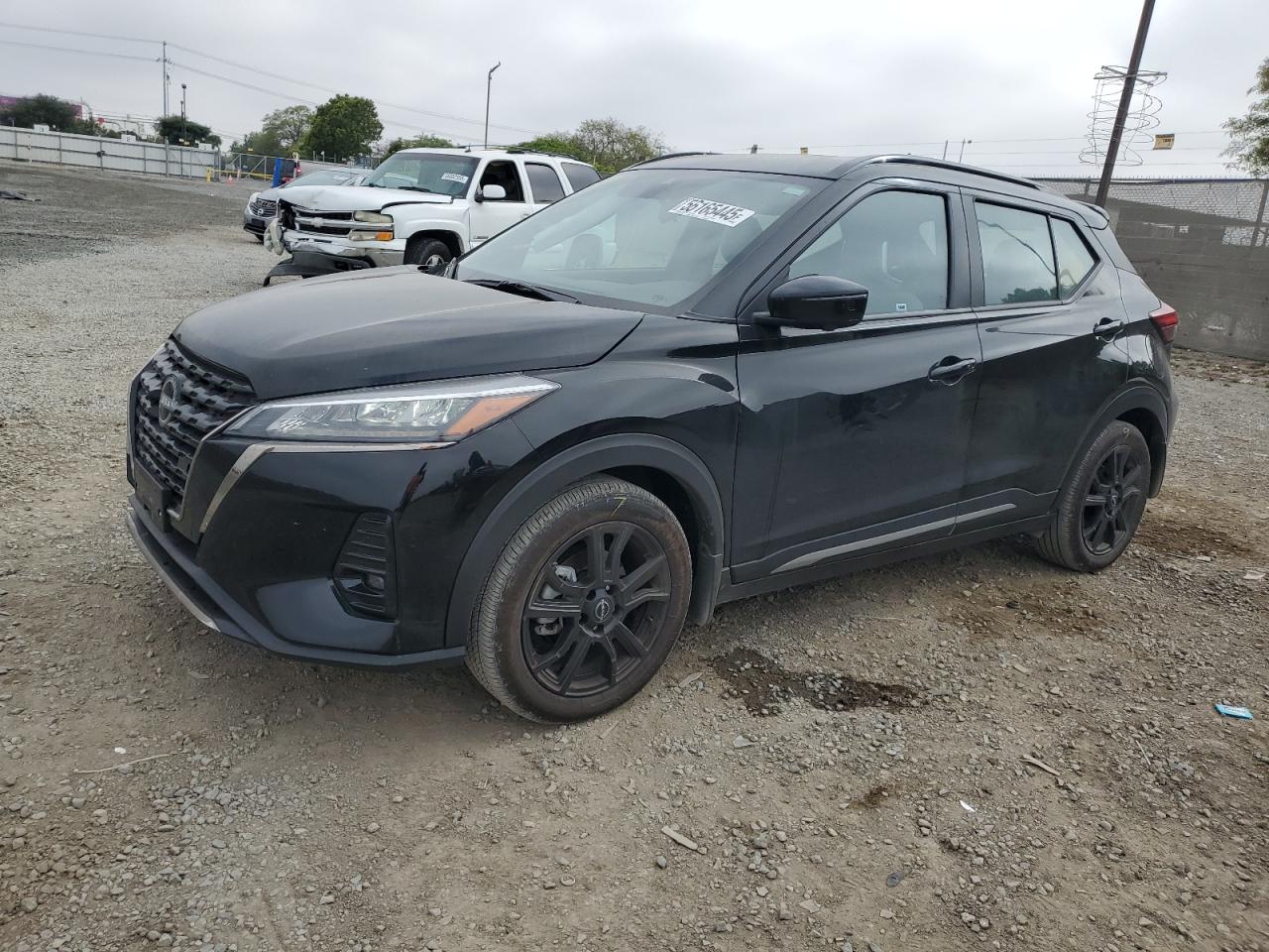 NISSAN KICKS 2024