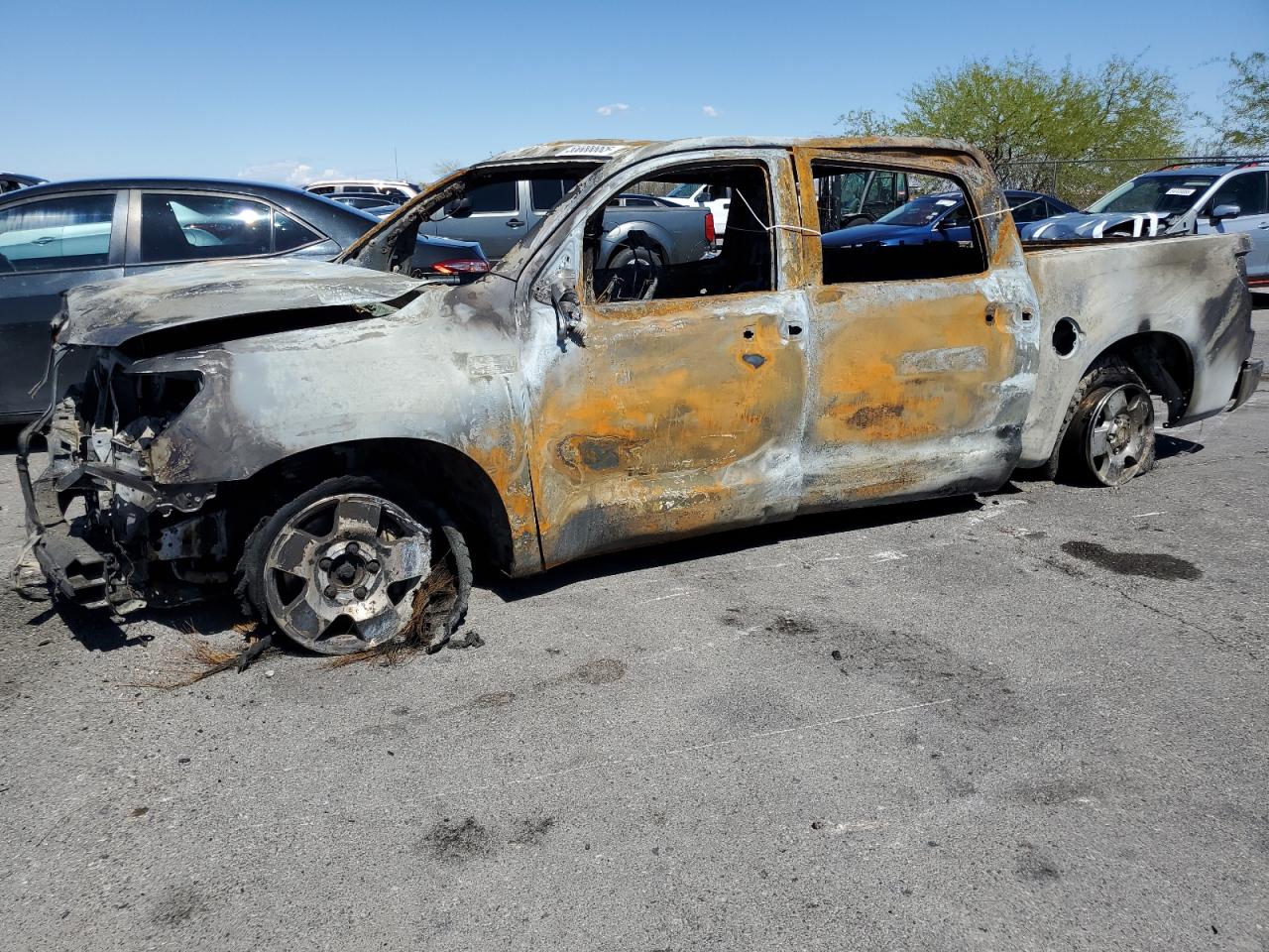 TOYOTA TUNDRA CRE 2008