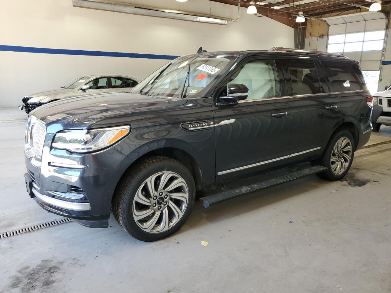 LINCOLN NAVIGATOR 2022