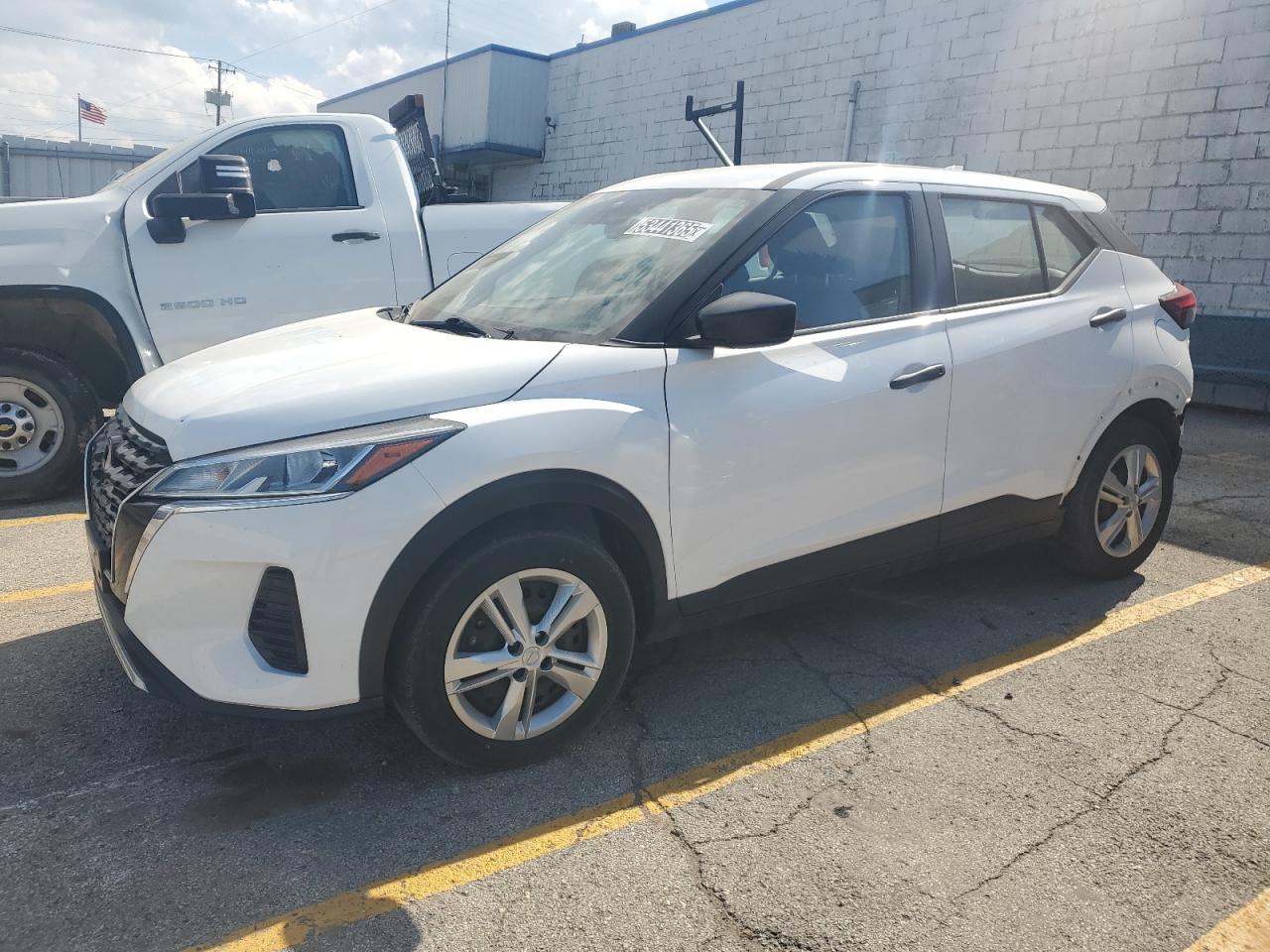NISSAN KICKS S 2022
