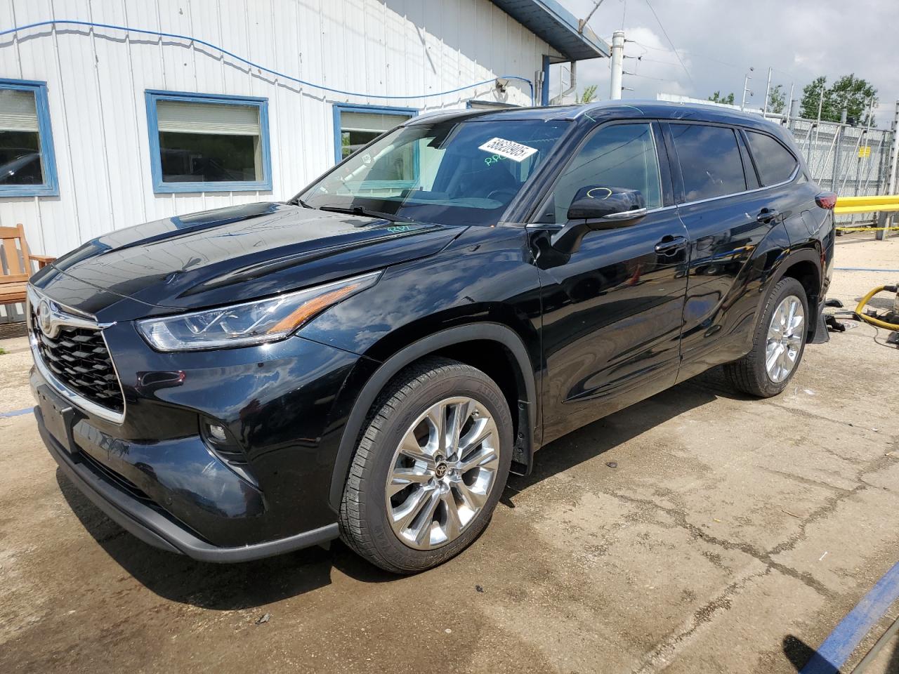 TOYOTA HIGHLANDER 2022