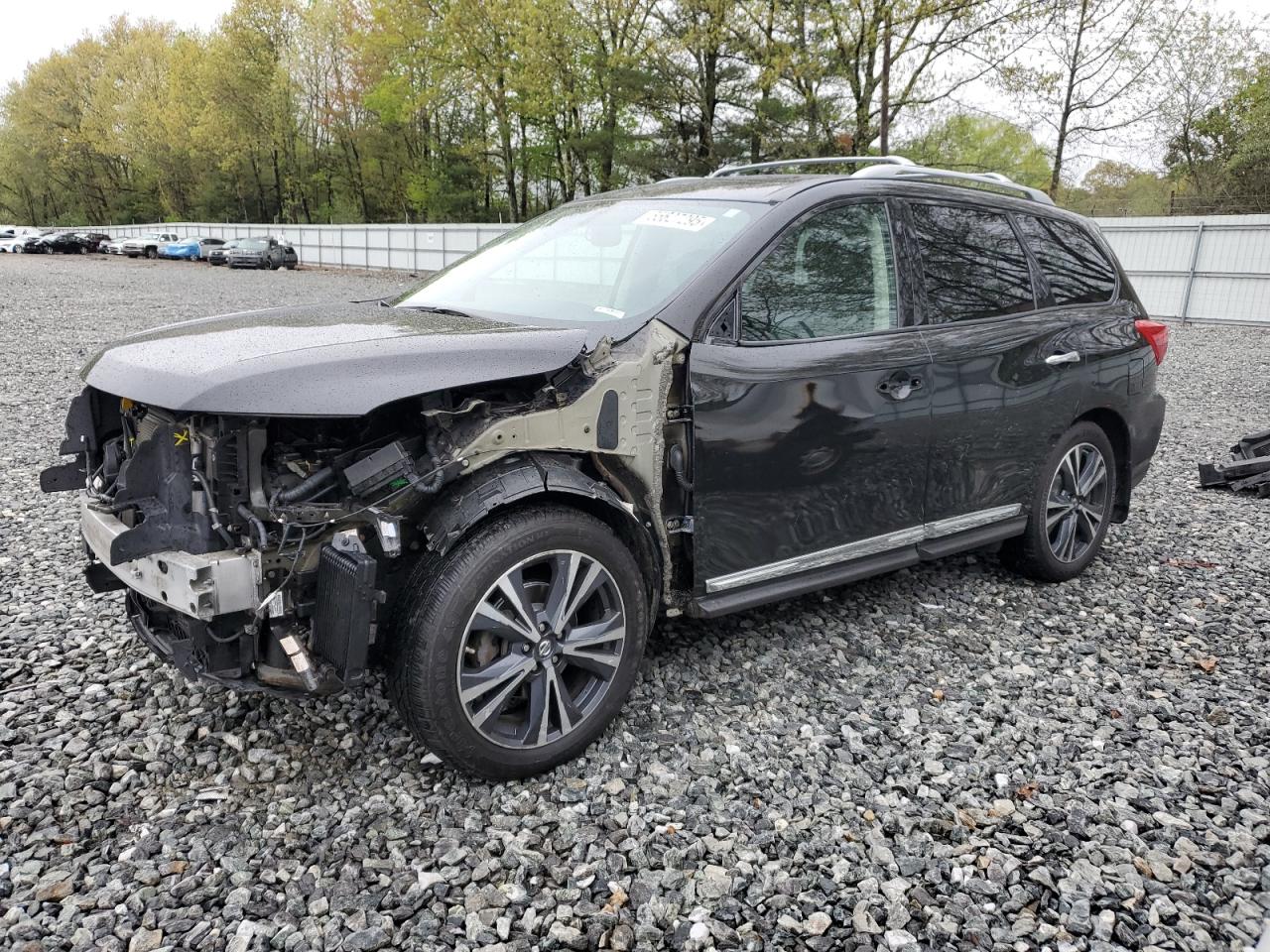 NISSAN PATHFINDER 2018