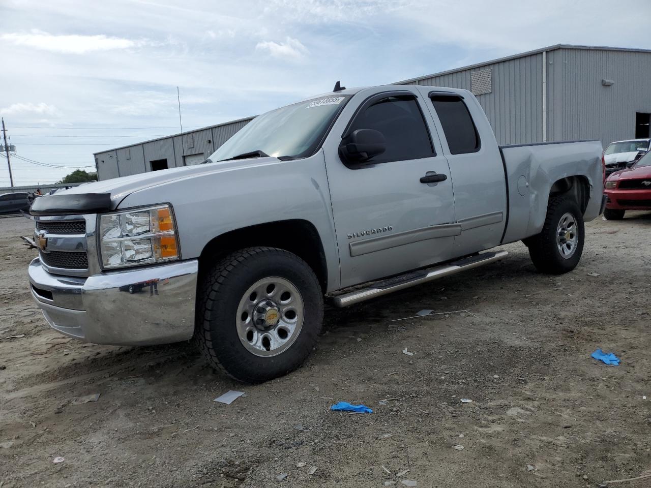 CHEVROLET SILVERADO 2013