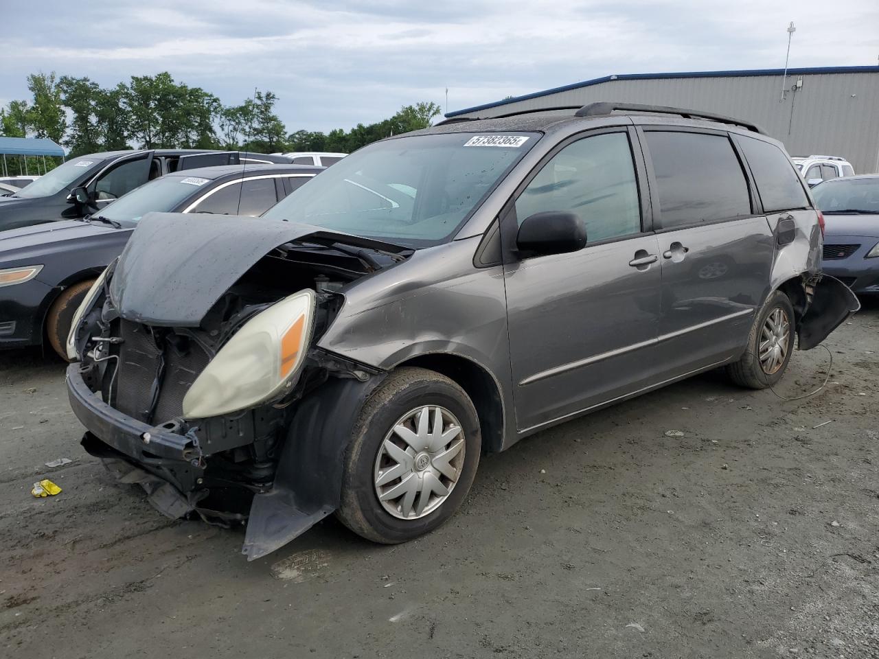TOYOTA SIENNA CE 2005