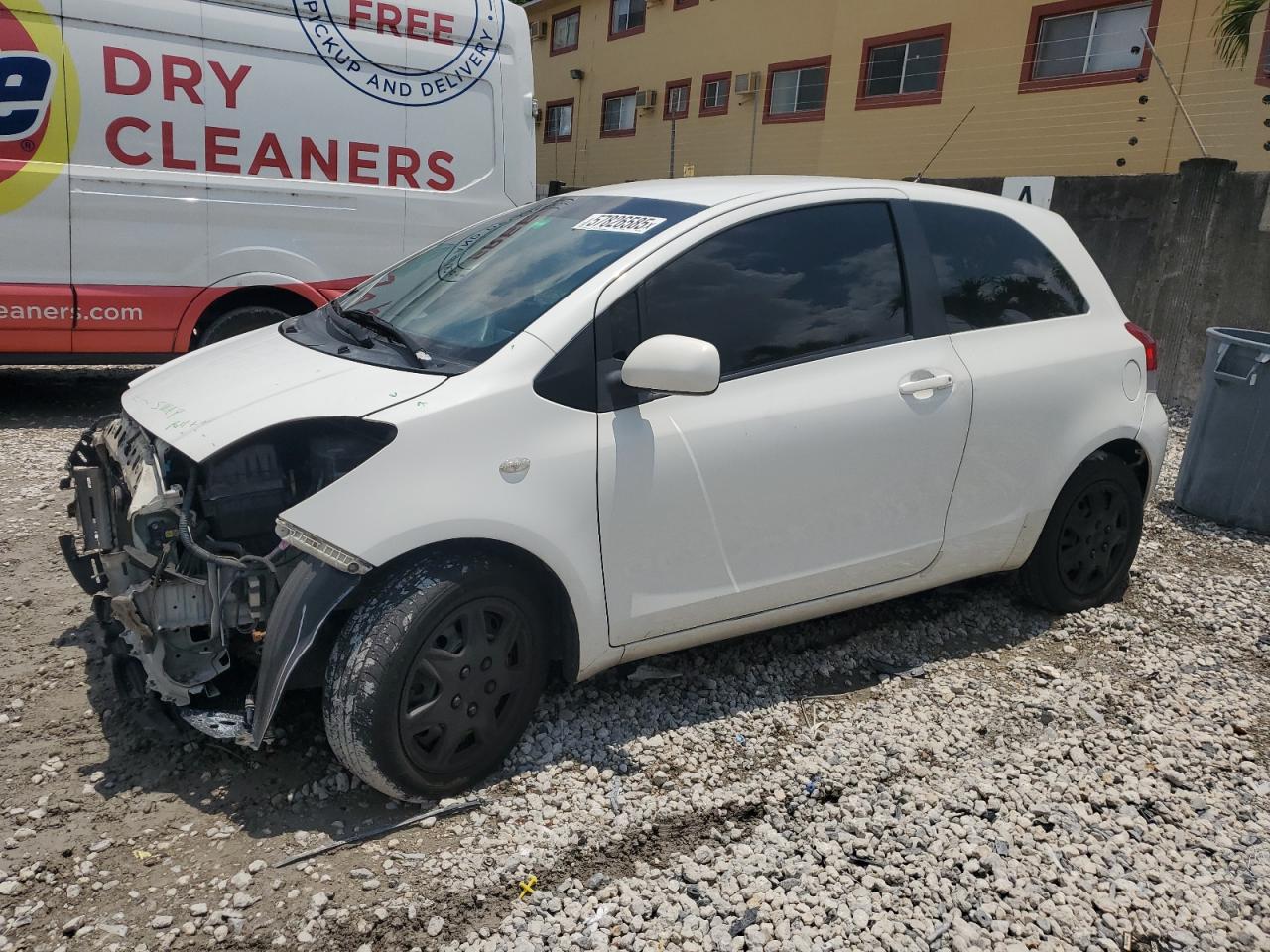 TOYOTA YARIS 2010