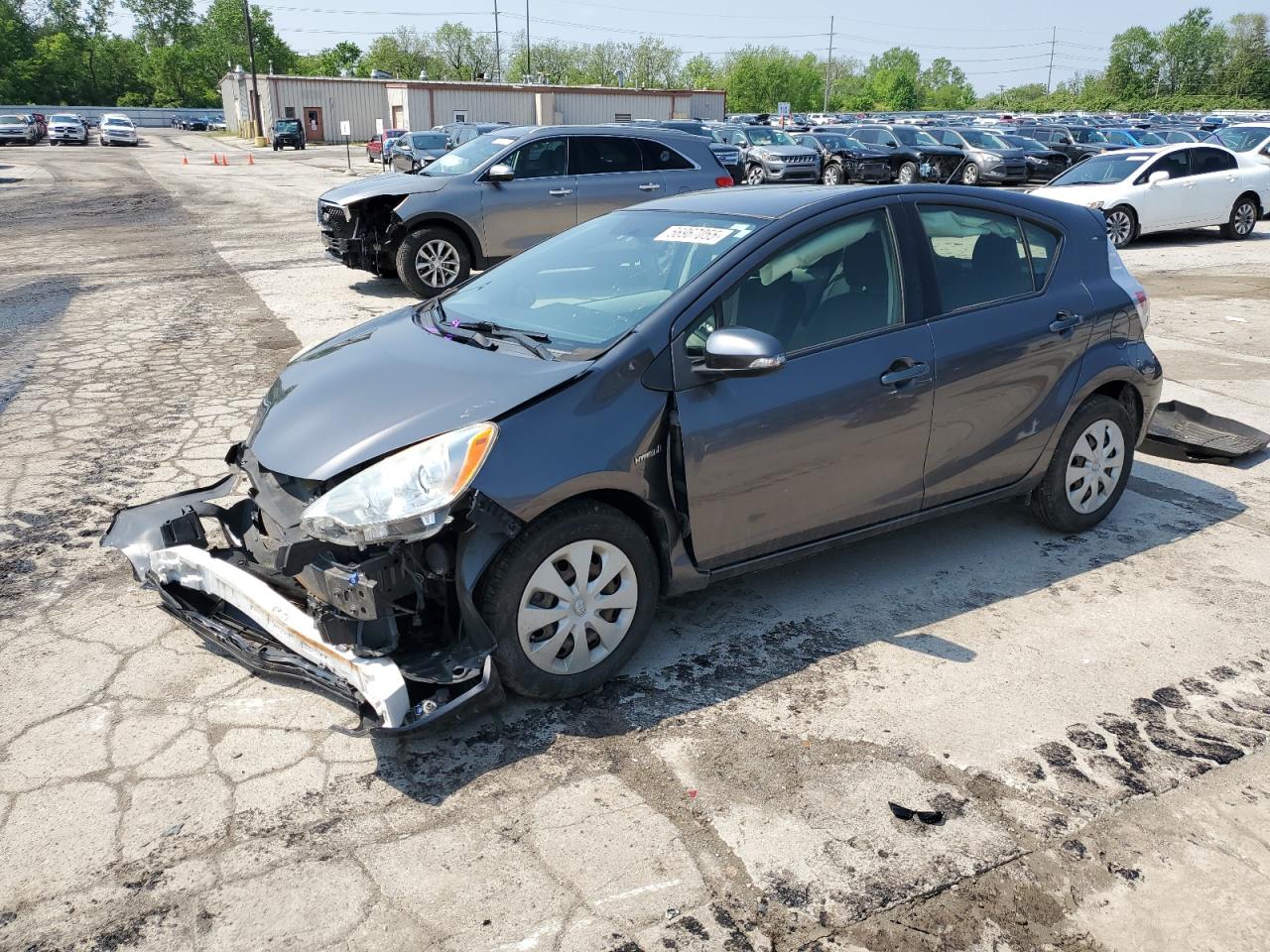 TOYOTA PRIUS C 2013
