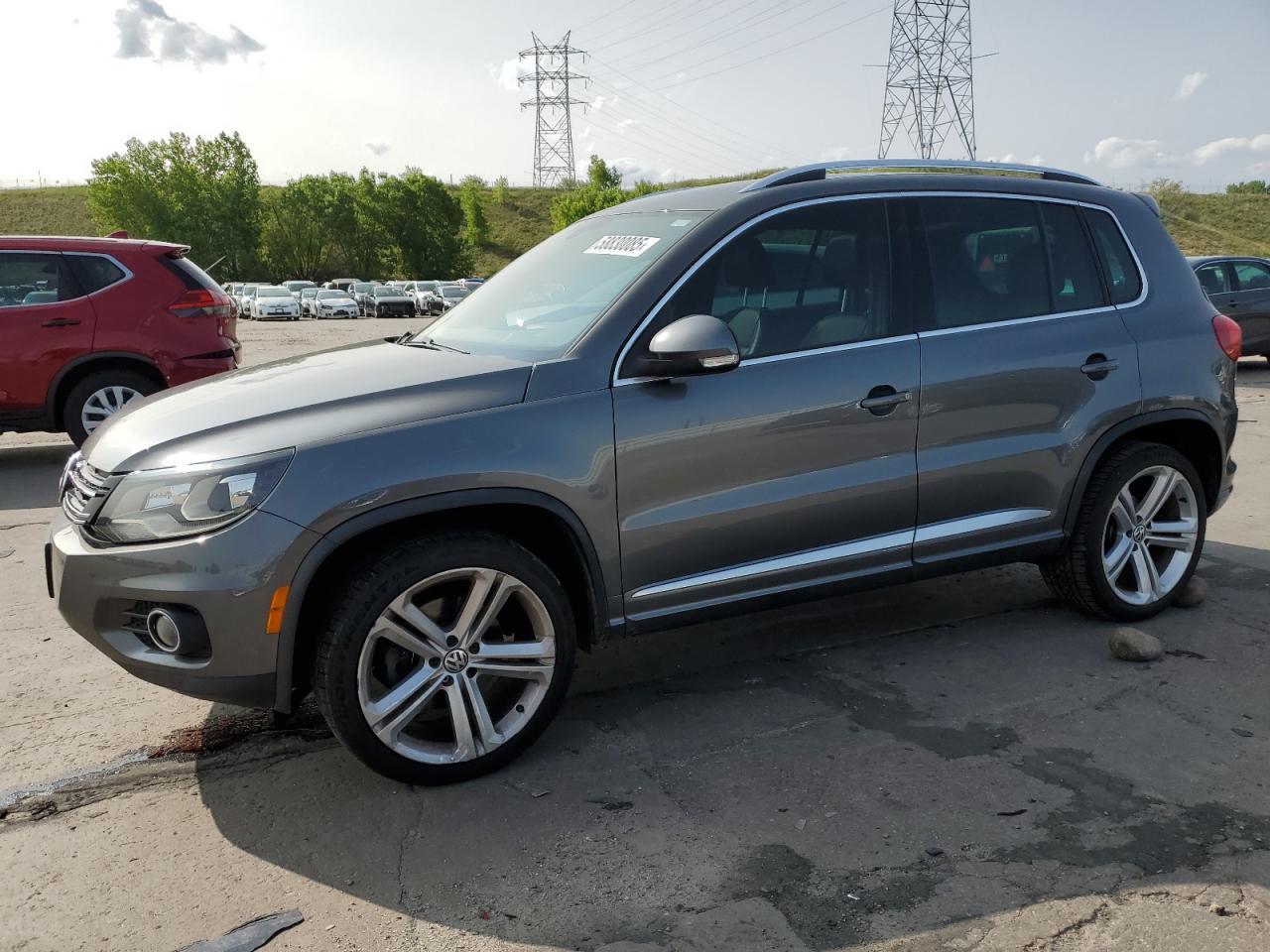 VOLKSWAGEN TIGUAN S 2015
