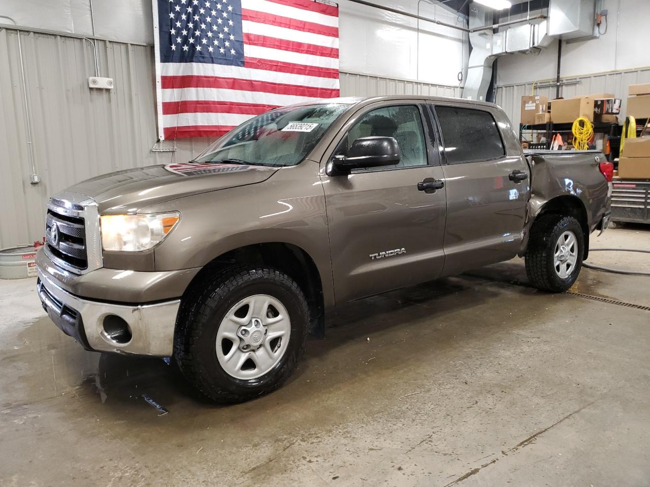 TOYOTA TUNDRA CRE 2013