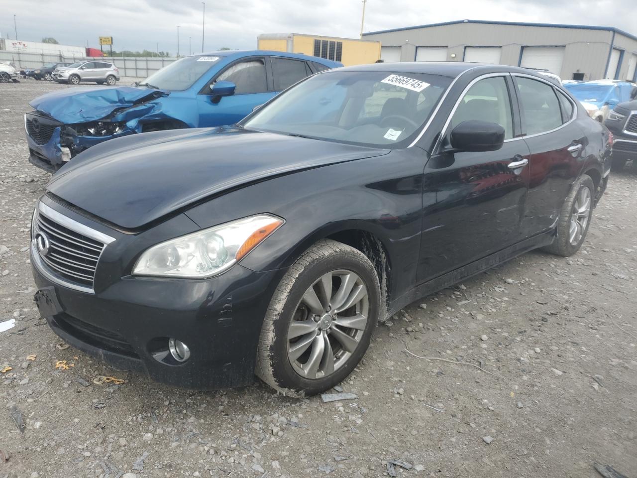 INFINITI M37 X 2013