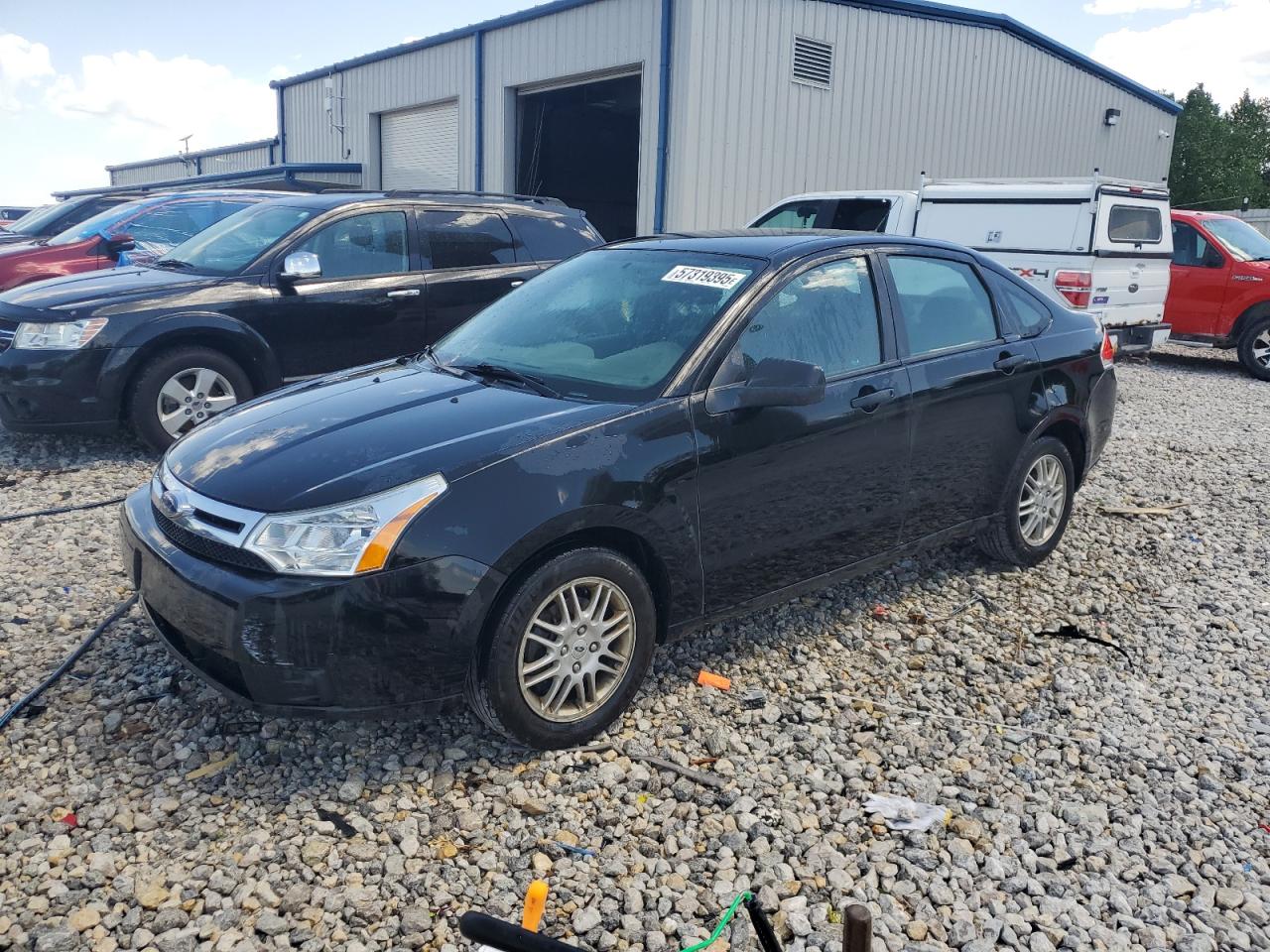 FORD FOCUS SE 2010