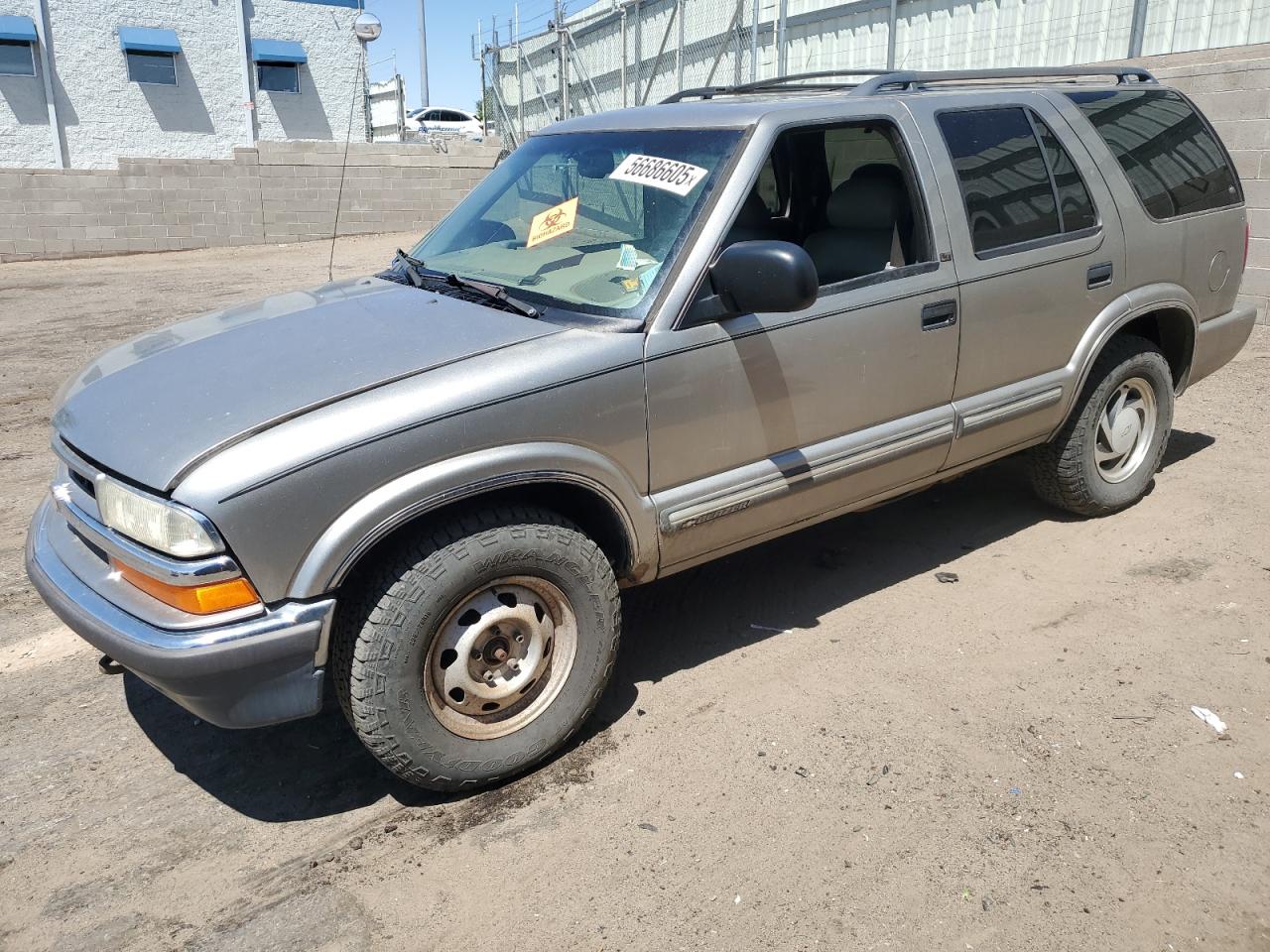 CHEVROLET BLAZER 2001