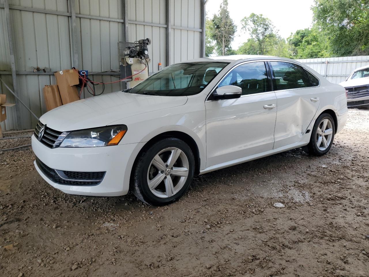 VOLKSWAGEN PASSAT SE 2014
