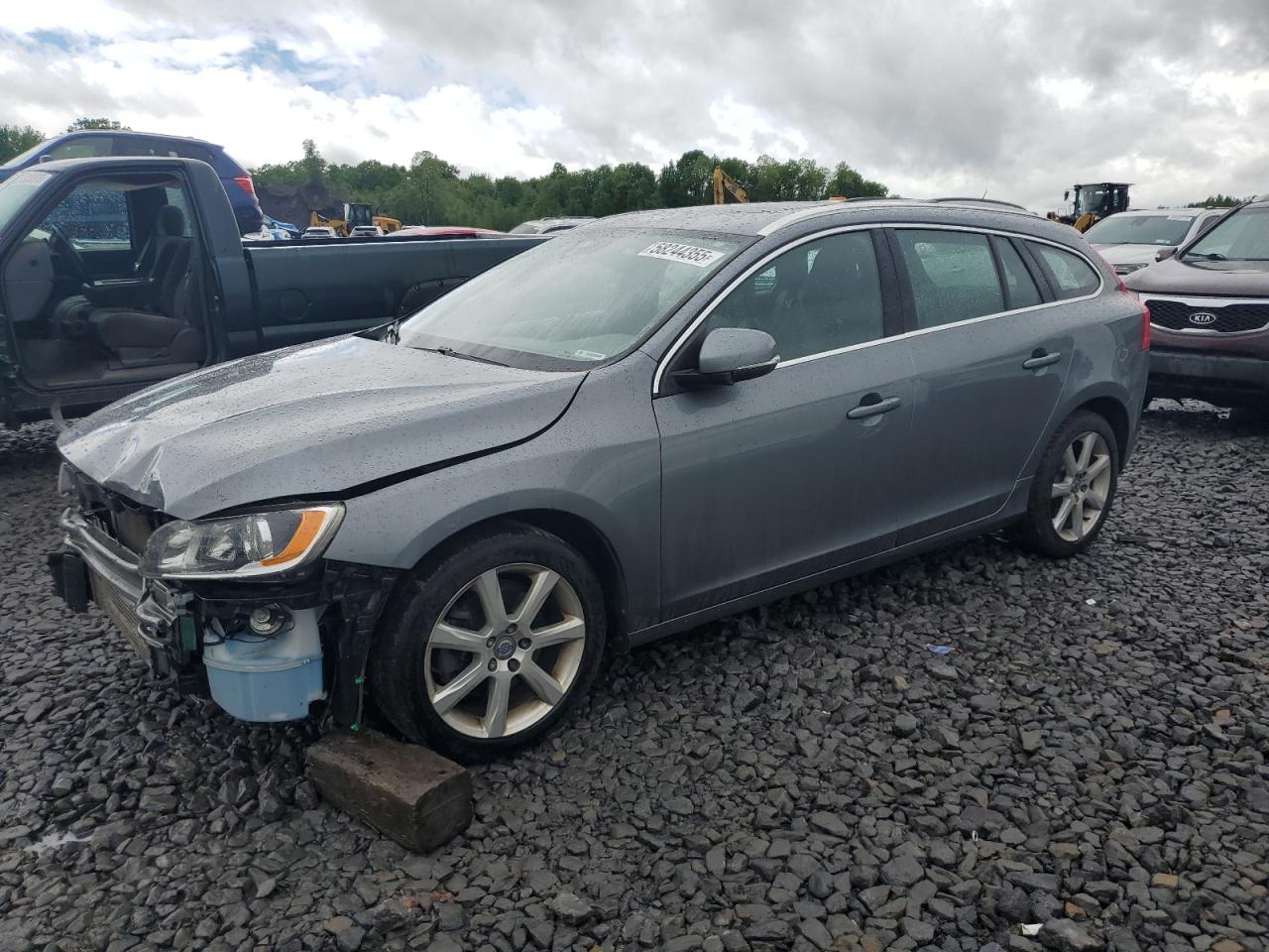 VOLVO V60 T5 PRE 2016