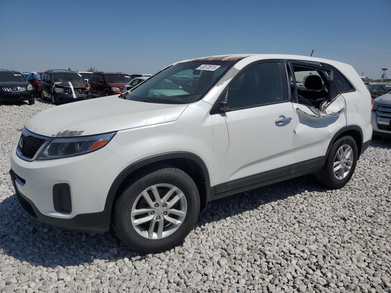 KIA SORENTO LX 2014