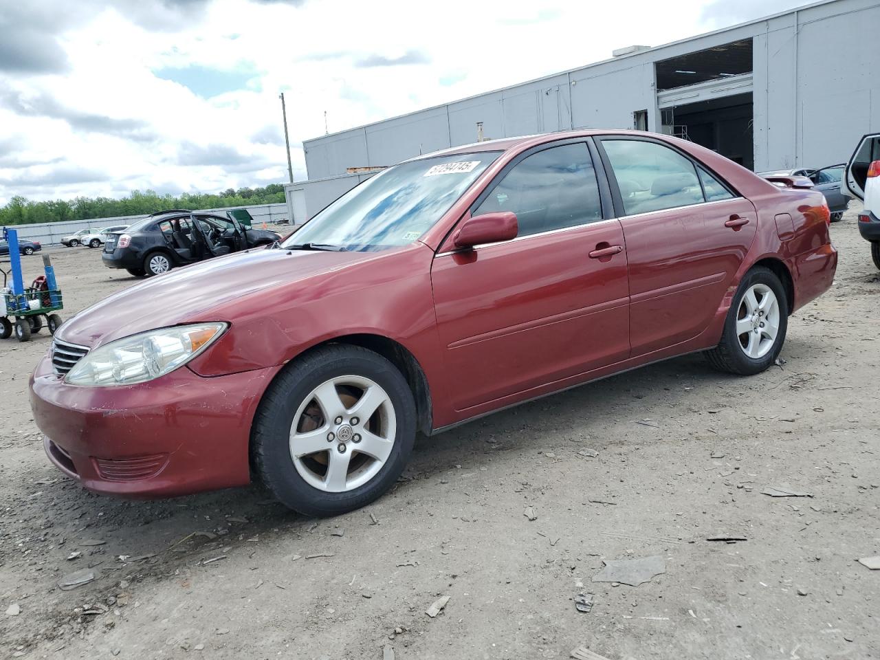 TOYOTA CAMRY LE 2005